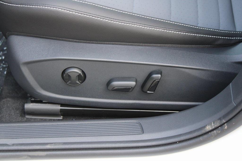 new 2025 Volkswagen Jetta car, priced at $27,326