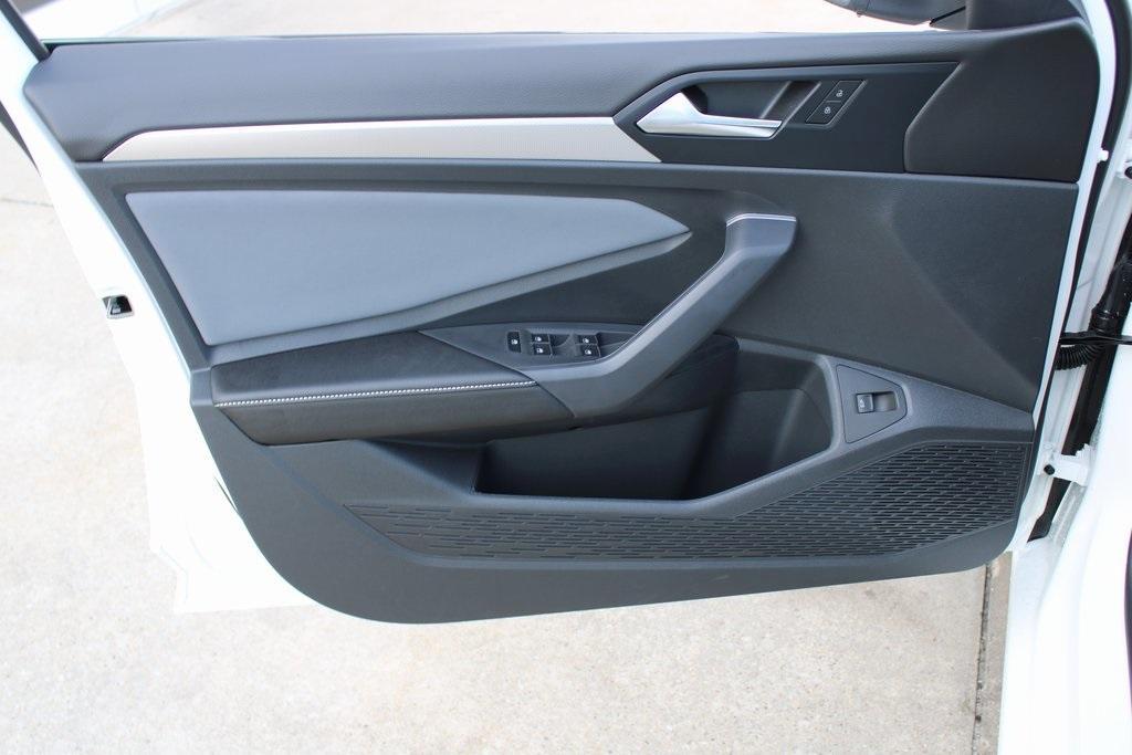 new 2025 Volkswagen Jetta car, priced at $27,326