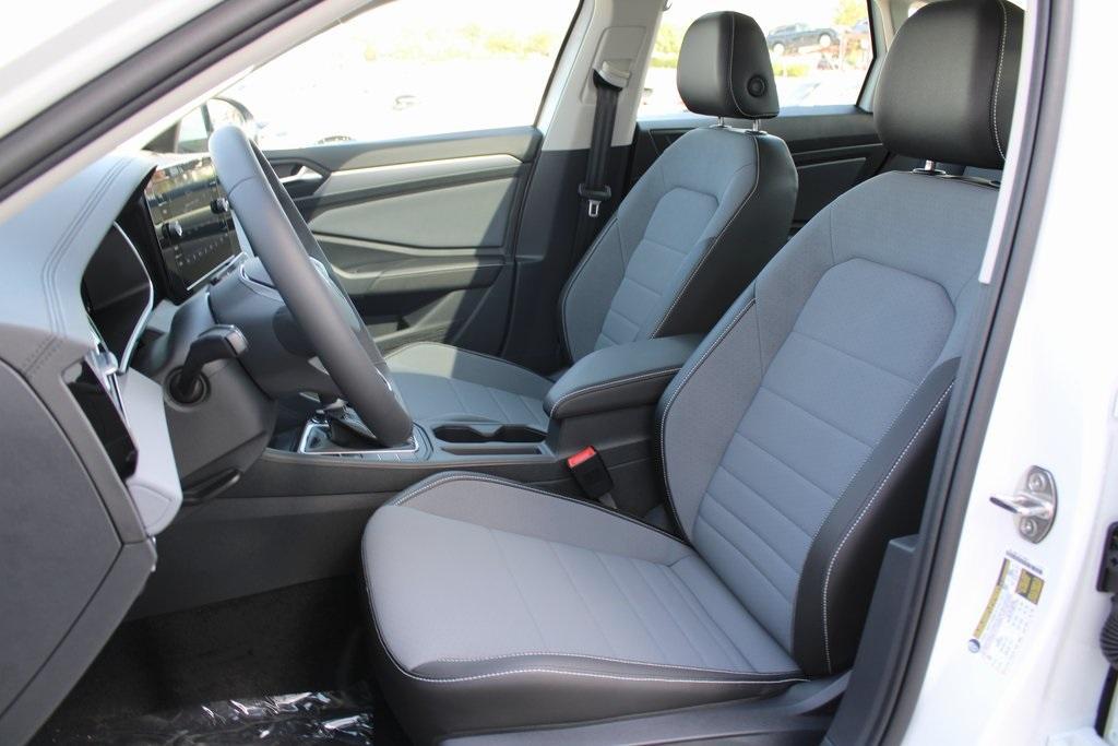 new 2025 Volkswagen Jetta car, priced at $27,326