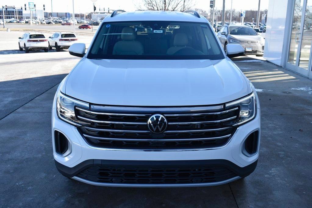 new 2025 Volkswagen Atlas car, priced at $38,711