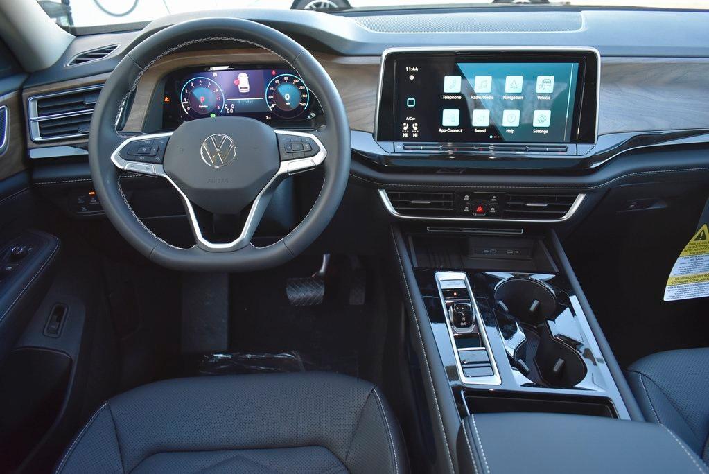 new 2025 Volkswagen Atlas car, priced at $44,266