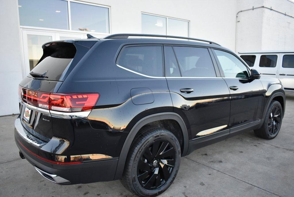 new 2024 Volkswagen Atlas car, priced at $39,447