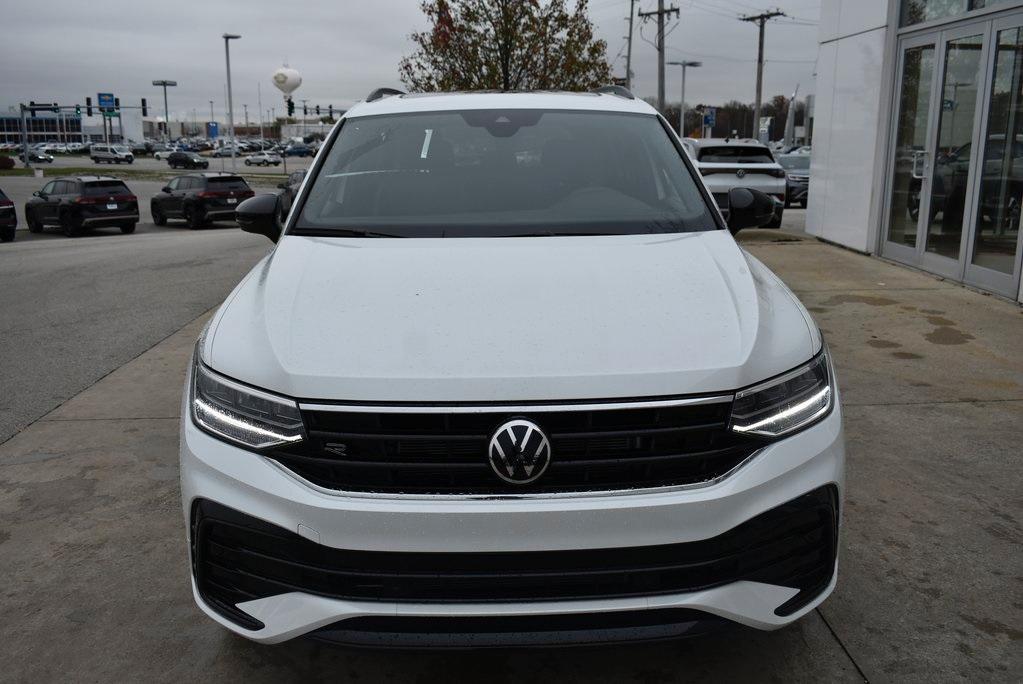 new 2024 Volkswagen Tiguan car, priced at $33,358