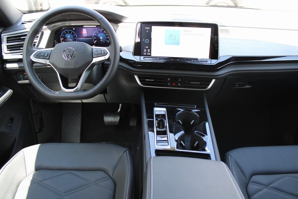 new 2025 Volkswagen Atlas Cross Sport car