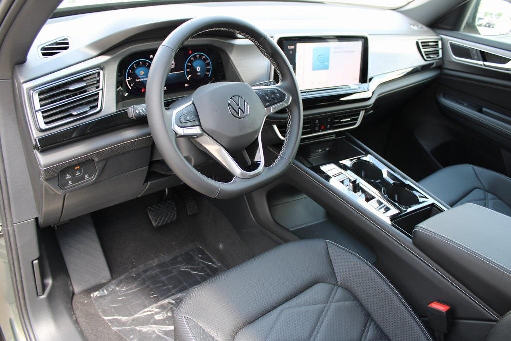 new 2025 Volkswagen Atlas Cross Sport car