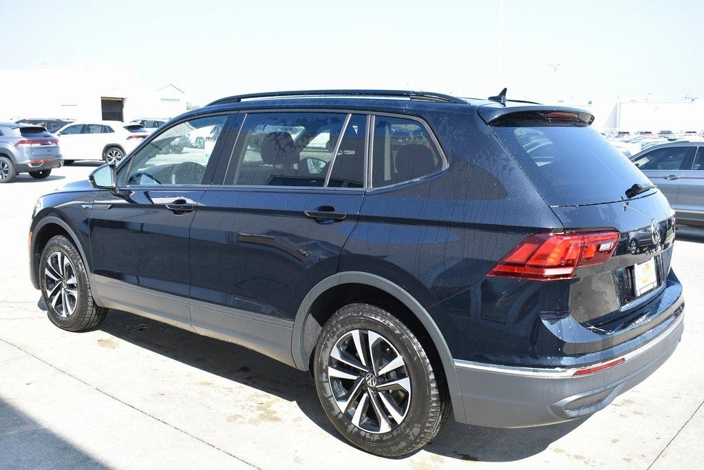 new 2024 Volkswagen Tiguan car, priced at $27,451