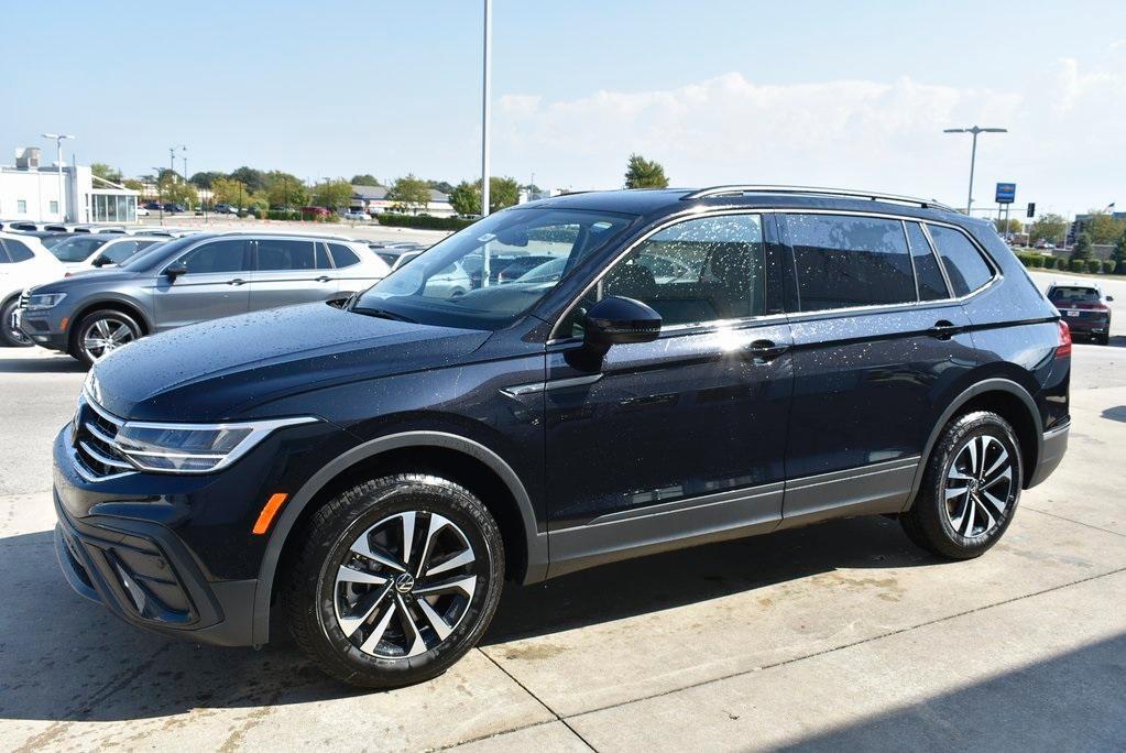 new 2024 Volkswagen Tiguan car, priced at $27,451