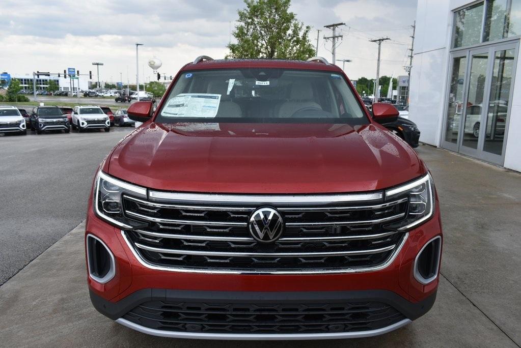 new 2024 Volkswagen Atlas car, priced at $44,638