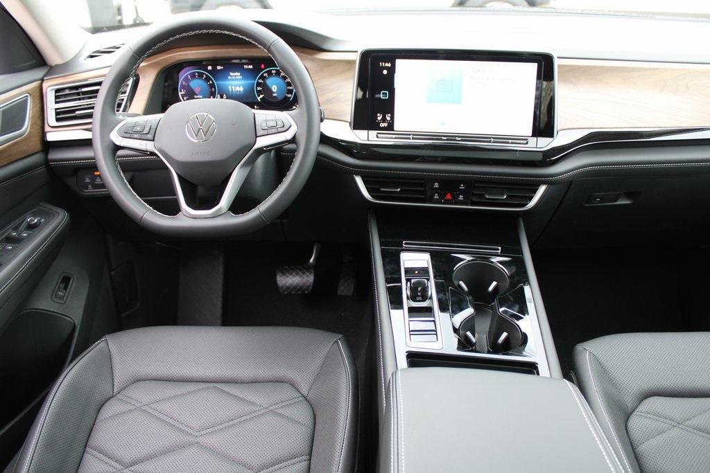 new 2025 Volkswagen Atlas car, priced at $44,766