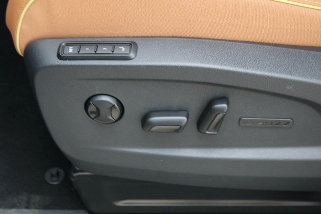 new 2025 Volkswagen ID. Buzz car, priced at $61,114