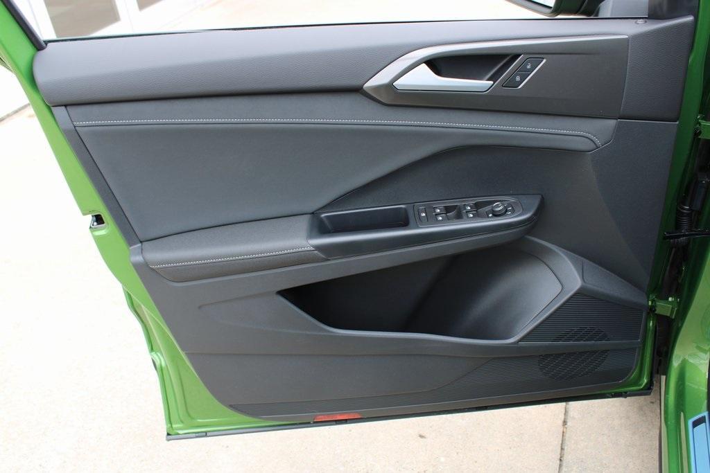 new 2025 Volkswagen Taos car, priced at $33,758