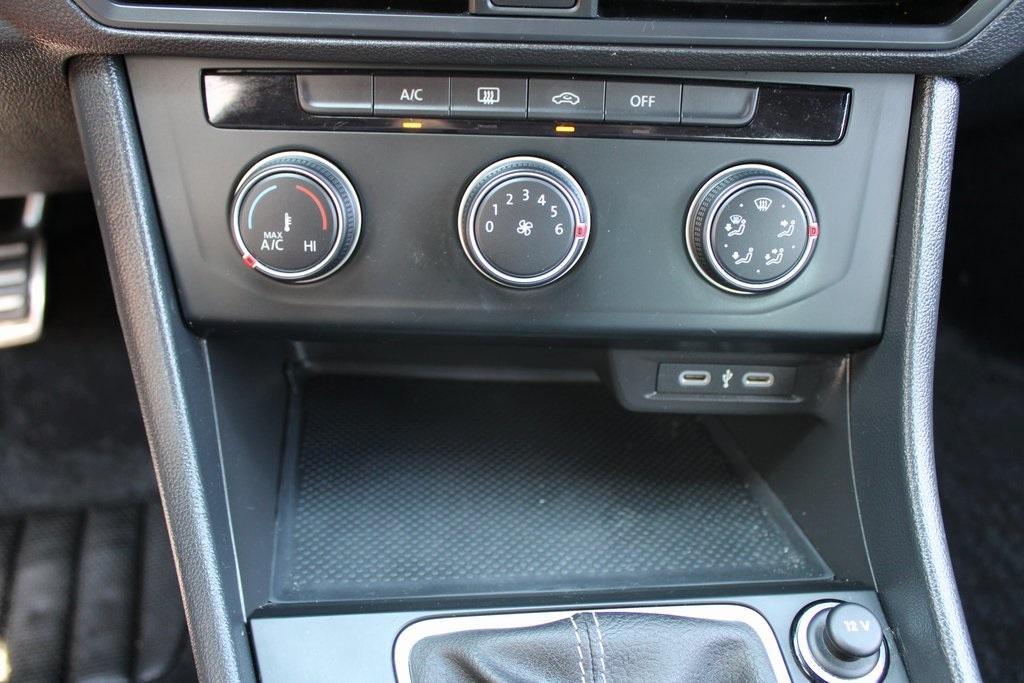used 2023 Volkswagen Jetta car, priced at $20,319