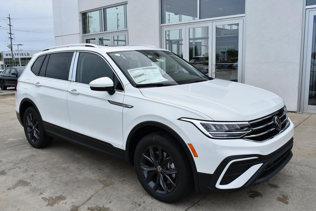 new 2024 Volkswagen Tiguan car, priced at $31,107