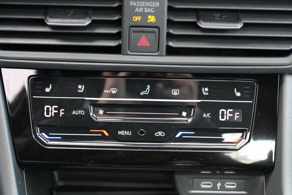 new 2025 Volkswagen Jetta GLI car, priced at $33,661