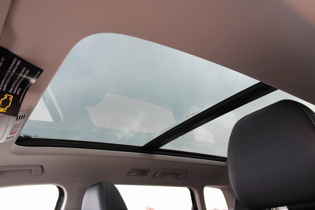 new 2025 Volkswagen Taos car, priced at $33,321