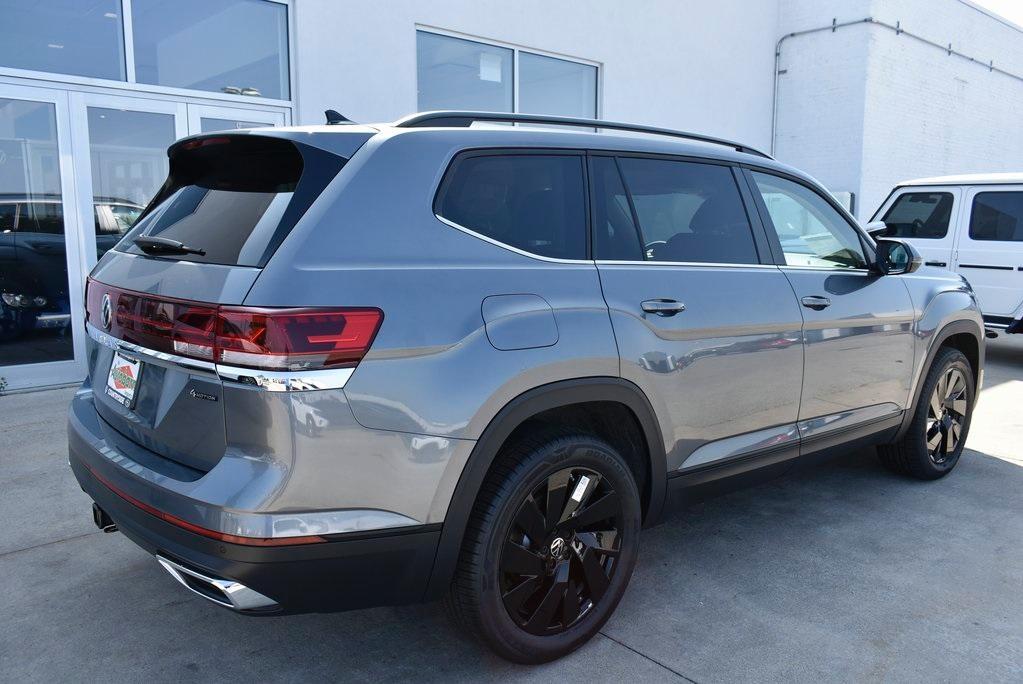 new 2024 Volkswagen Atlas car, priced at $39,310