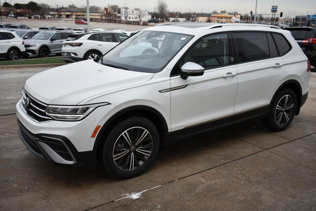 new 2024 Volkswagen Tiguan car, priced at $30,673