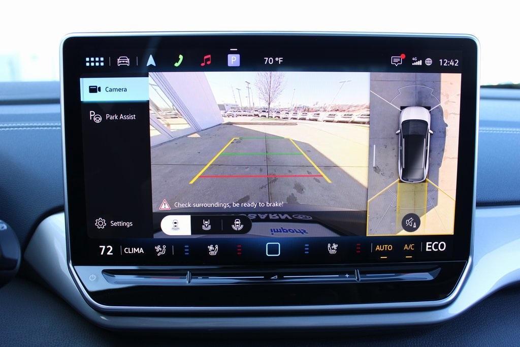 new 2025 Volkswagen ID.4 car, priced at $54,831