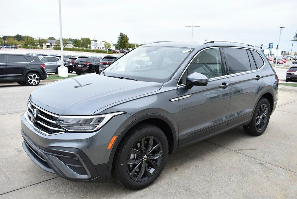 new 2024 Volkswagen Tiguan car, priced at $31,107