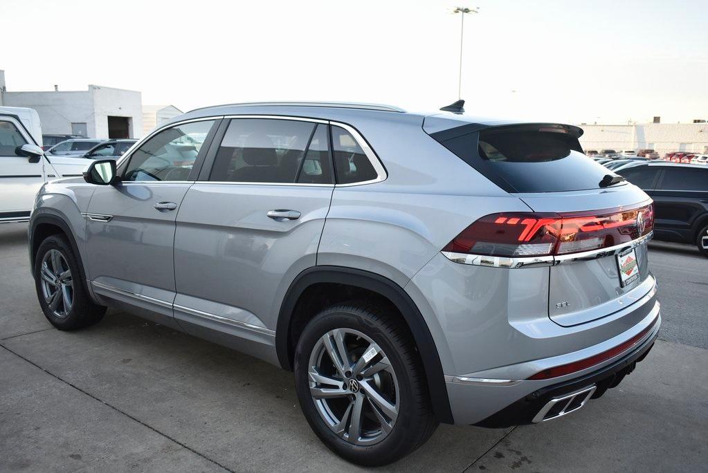 new 2024 Volkswagen Atlas Cross Sport car, priced at $44,687