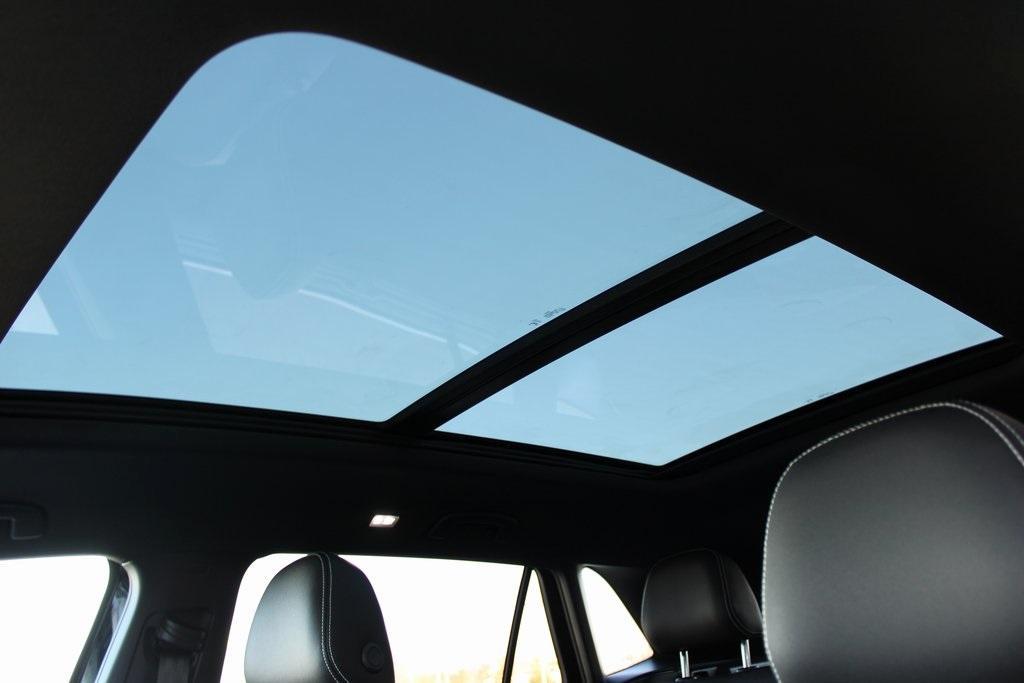 new 2026 Volkswagen Atlas Cross Sport car, priced at $45,089