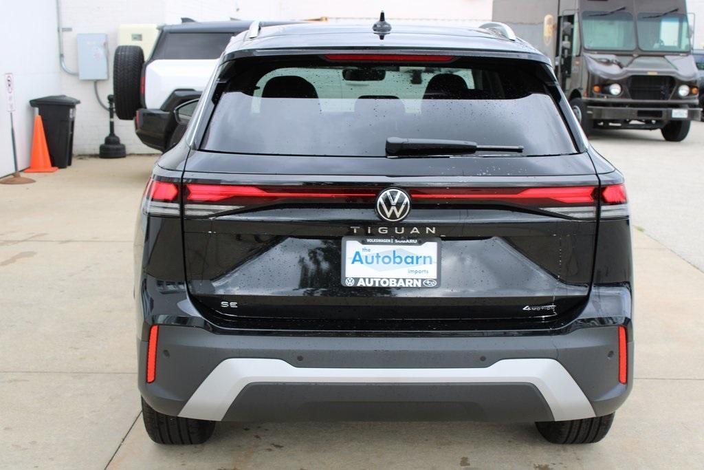 new 2025 Volkswagen Tiguan car, priced at $35,433