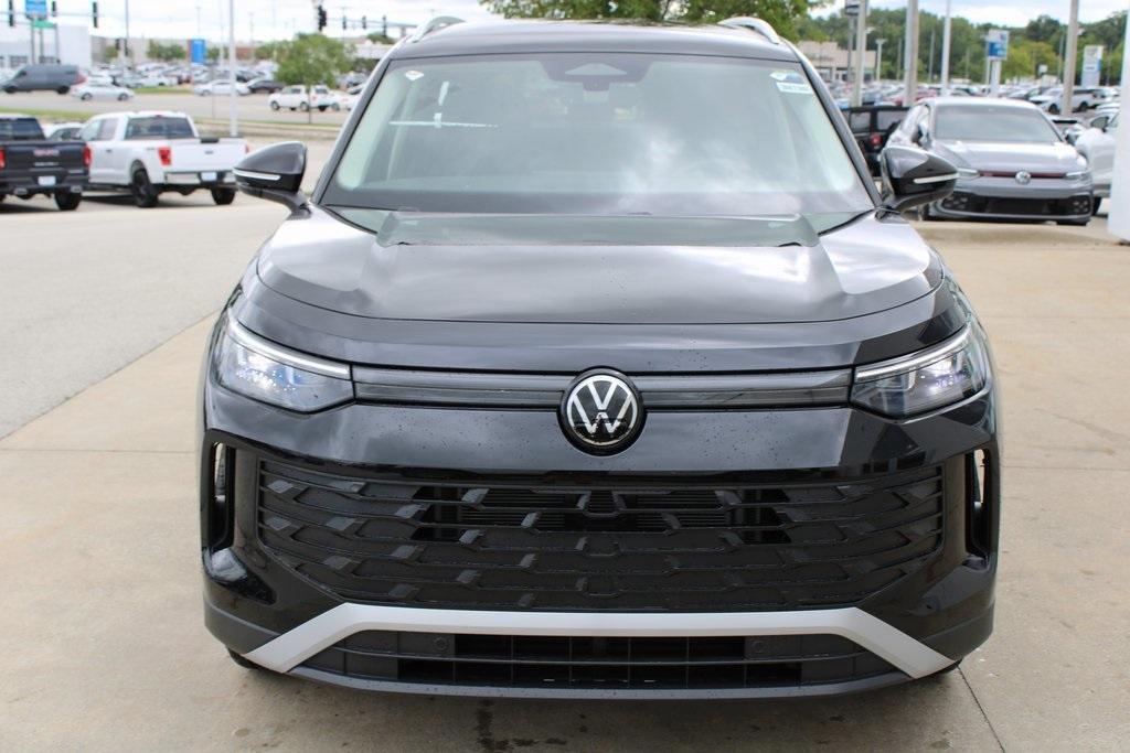new 2025 Volkswagen Tiguan car, priced at $35,433