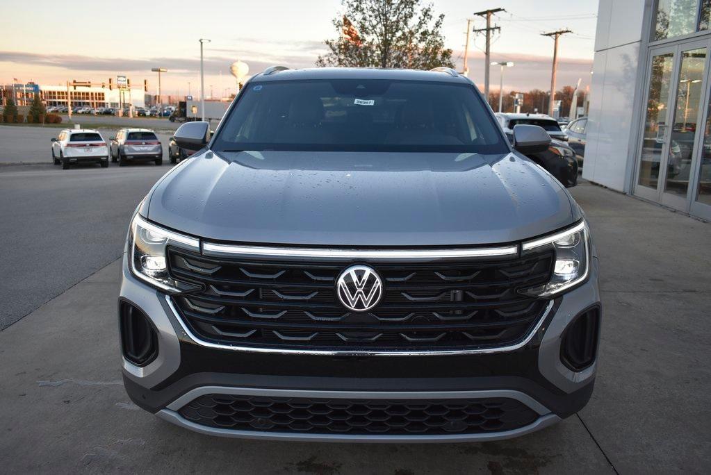 new 2025 Volkswagen Atlas Cross Sport car, priced at $45,308