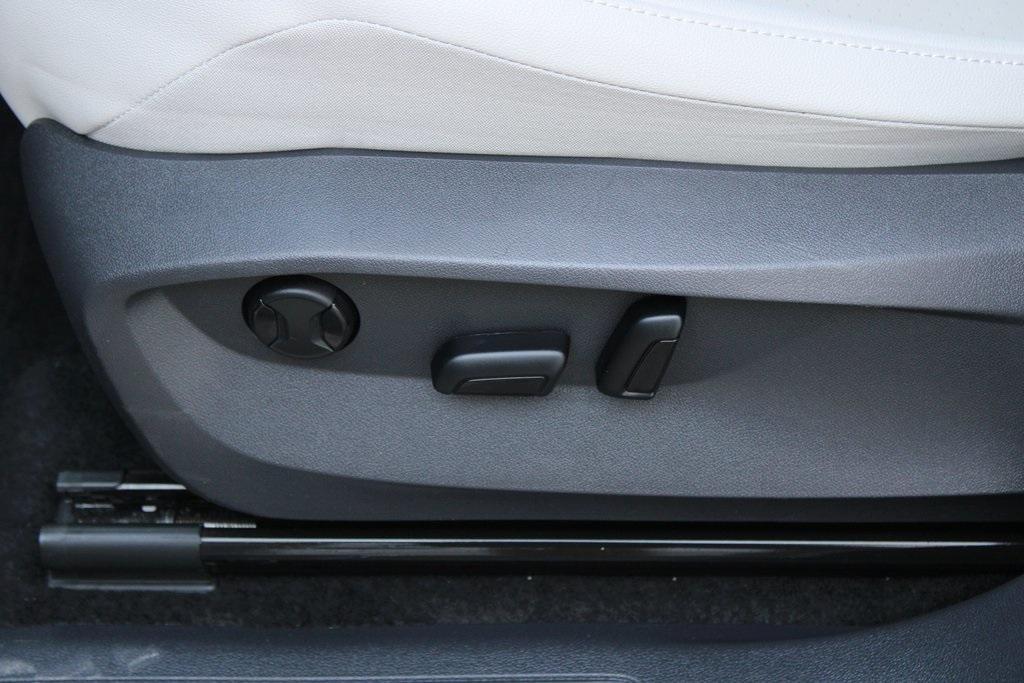 used 2023 Volkswagen Tiguan car, priced at $25,559