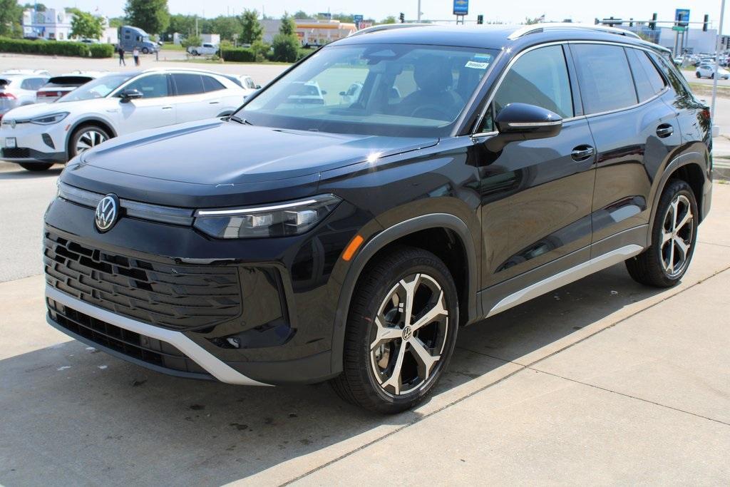 new 2025 Volkswagen Tiguan car, priced at $35,739