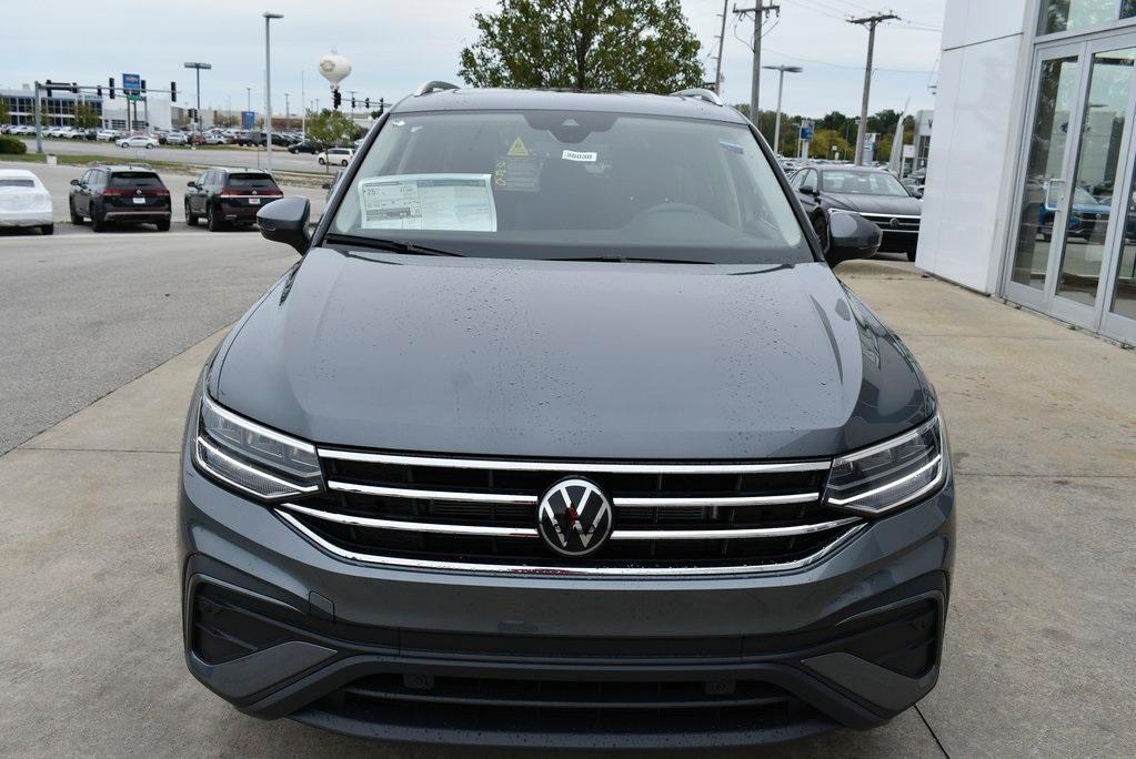 new 2024 Volkswagen Tiguan car, priced at $31,048