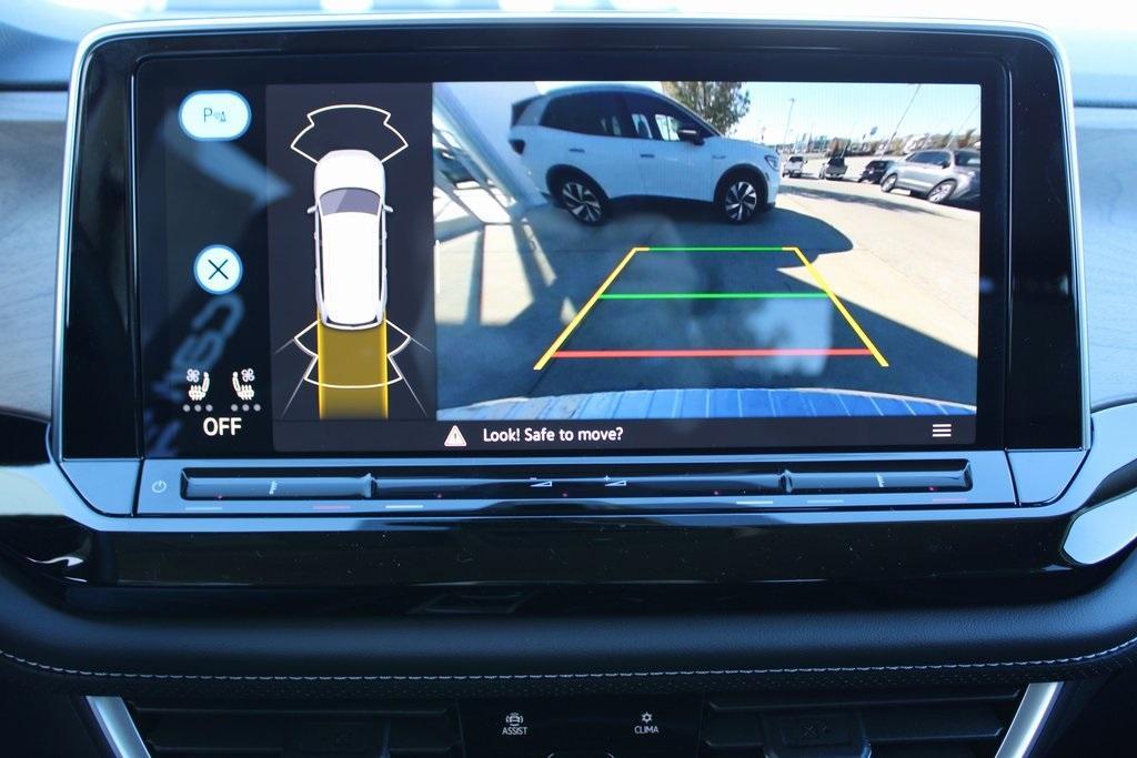 new 2026 Volkswagen Atlas car, priced at $45,110