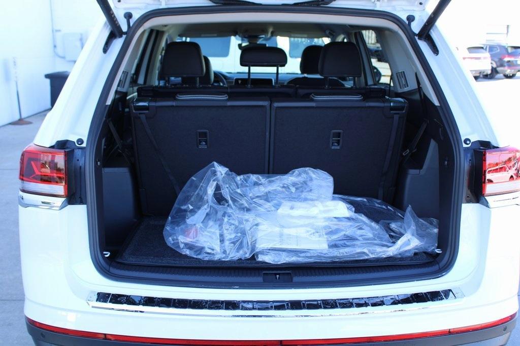 new 2026 Volkswagen Atlas car, priced at $45,110