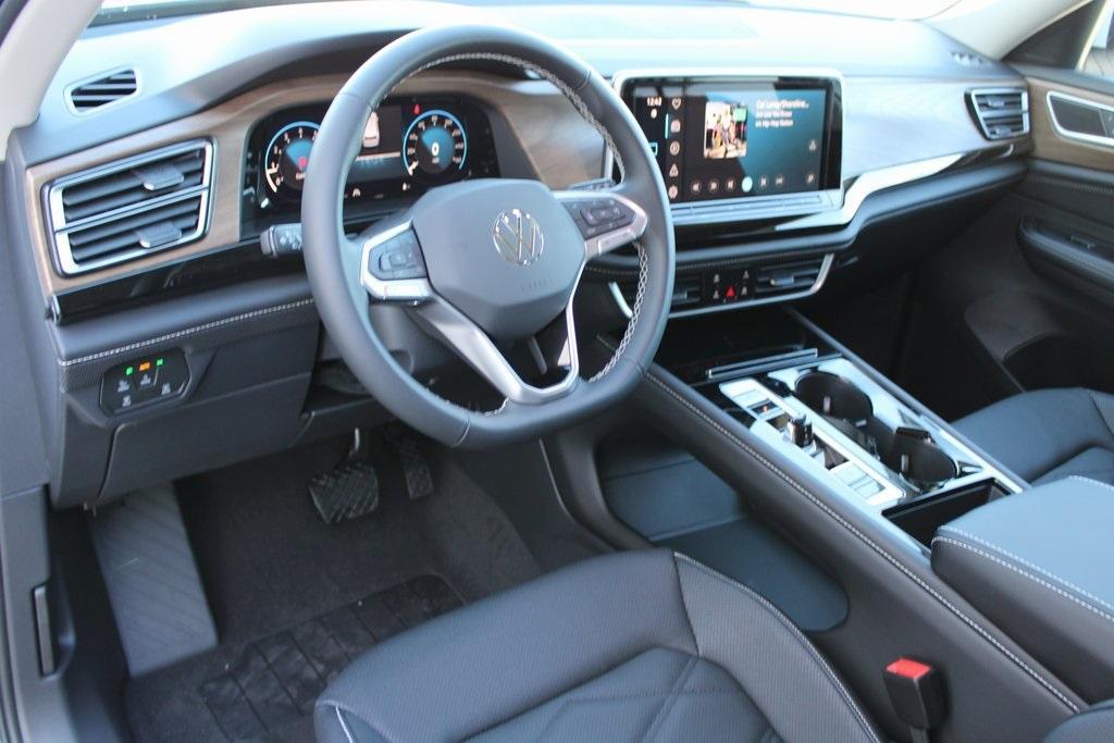 new 2026 Volkswagen Atlas car, priced at $45,110