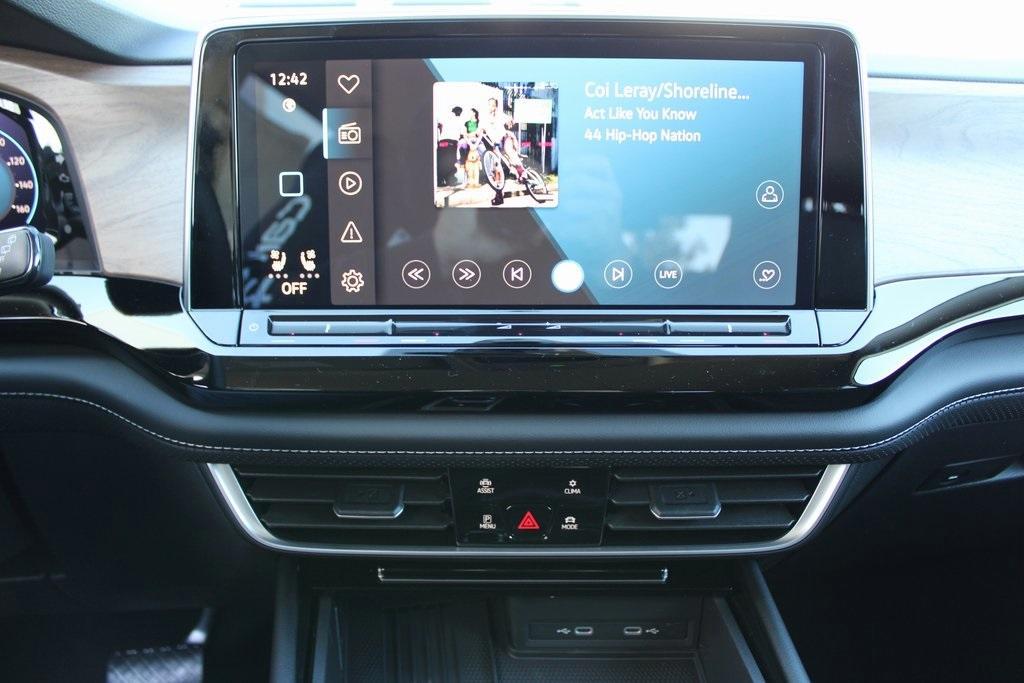 new 2026 Volkswagen Atlas car, priced at $45,110