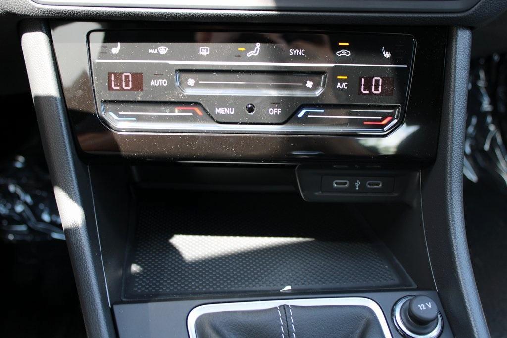 new 2025 Volkswagen Jetta car, priced at $25,246
