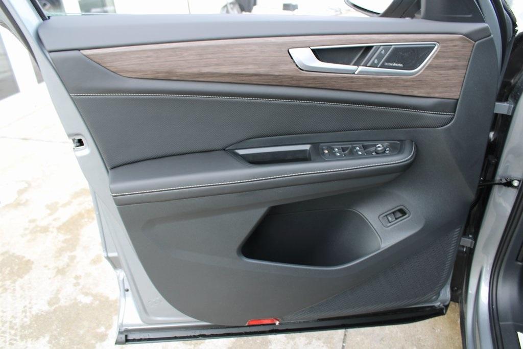 new 2026 Volkswagen Atlas car, priced at $52,474