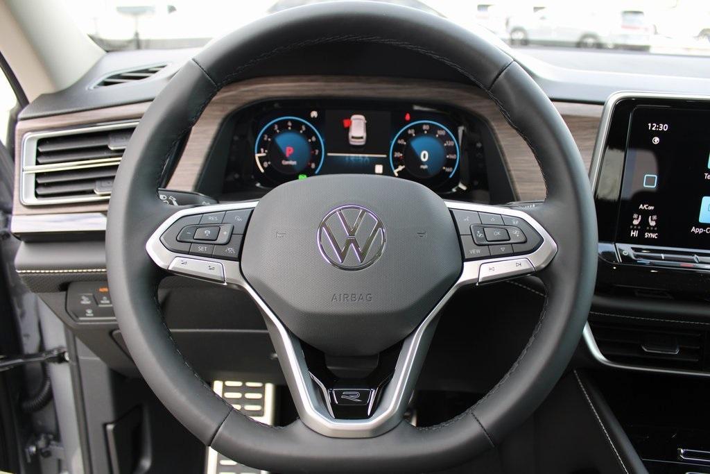 new 2026 Volkswagen Atlas car, priced at $52,474