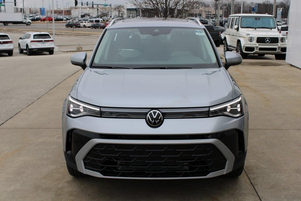 new 2025 Volkswagen Taos car, priced at $35,579