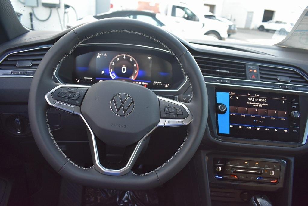 new 2024 Volkswagen Tiguan car, priced at $32,697