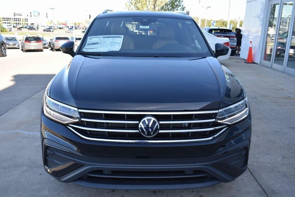 new 2024 Volkswagen Tiguan car, priced at $32,697