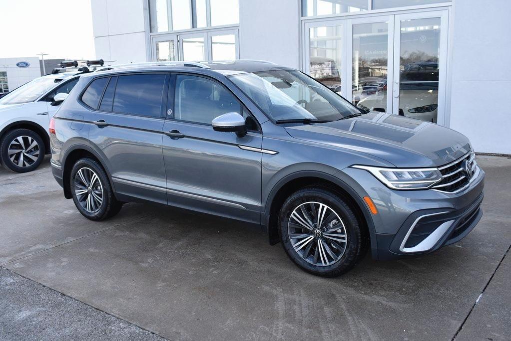 new 2024 Volkswagen Tiguan car, priced at $29,641