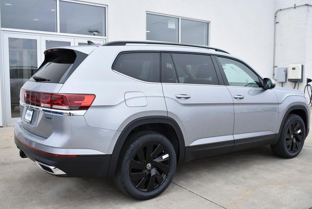 new 2025 Volkswagen Atlas car, priced at $43,148