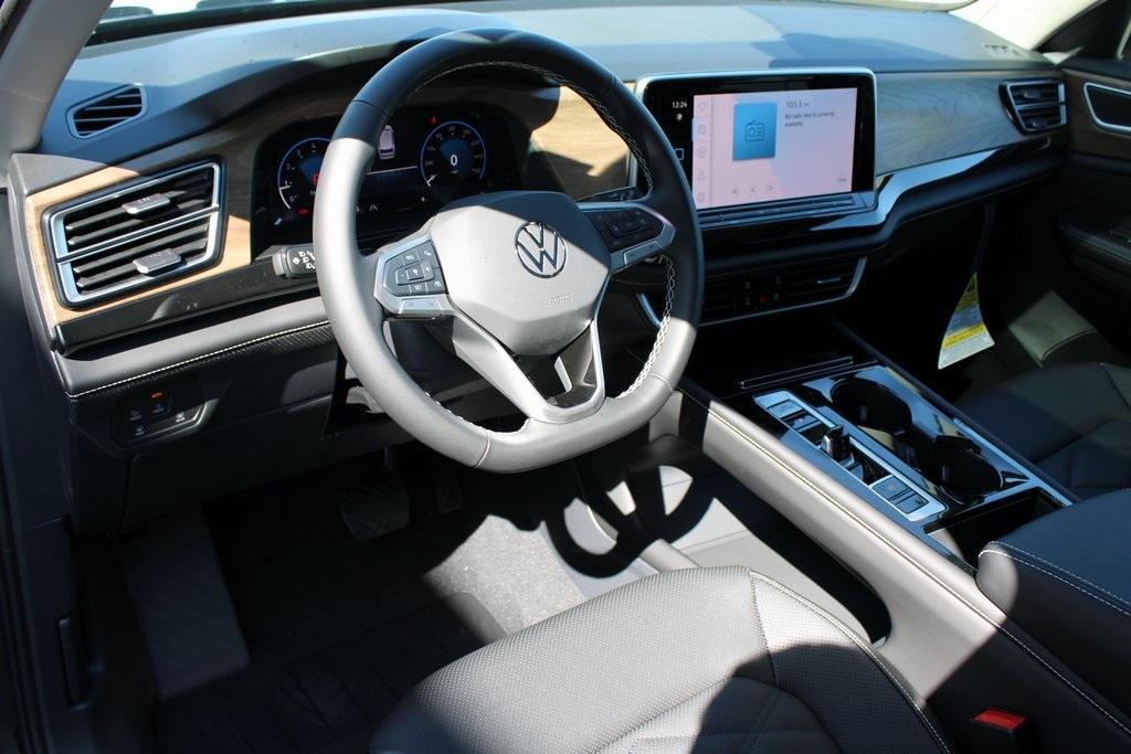 new 2026 Volkswagen Atlas car, priced at $46,205