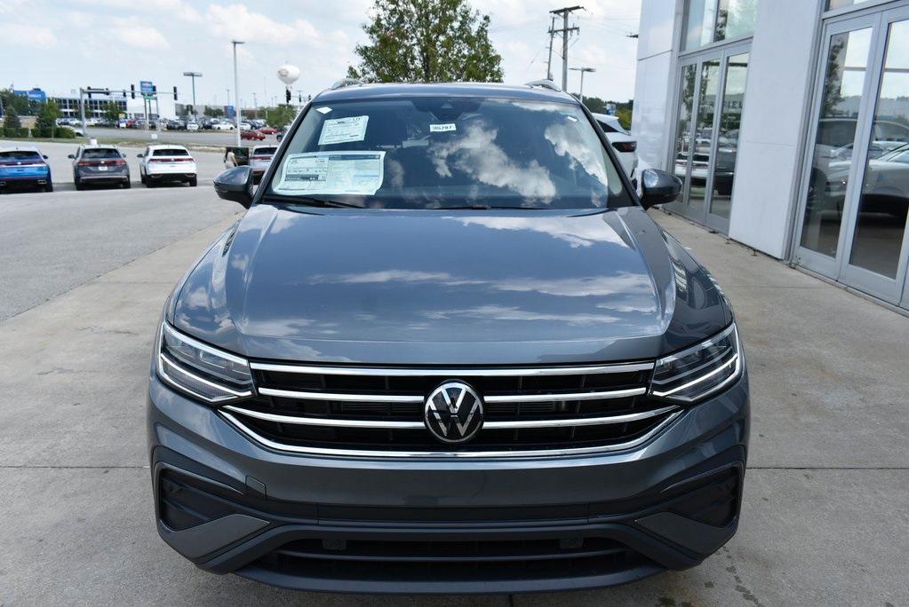 new 2024 Volkswagen Tiguan car, priced at $31,048