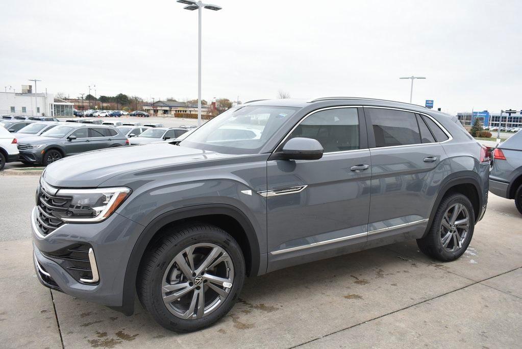 new 2024 Volkswagen Atlas Cross Sport car, priced at $45,066