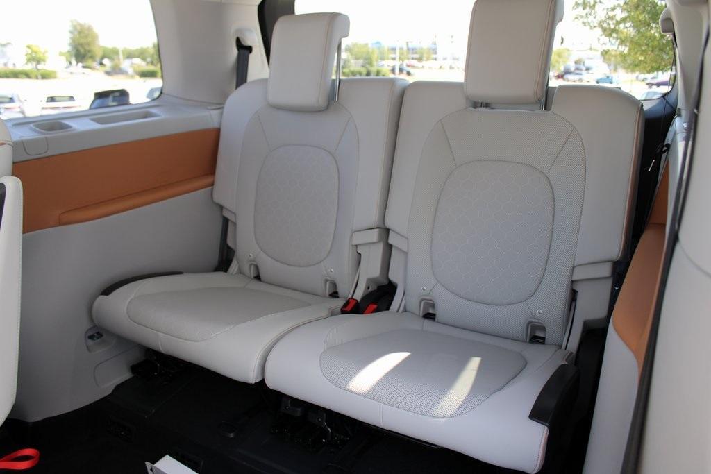 new 2025 Volkswagen ID. Buzz car, priced at $70,574