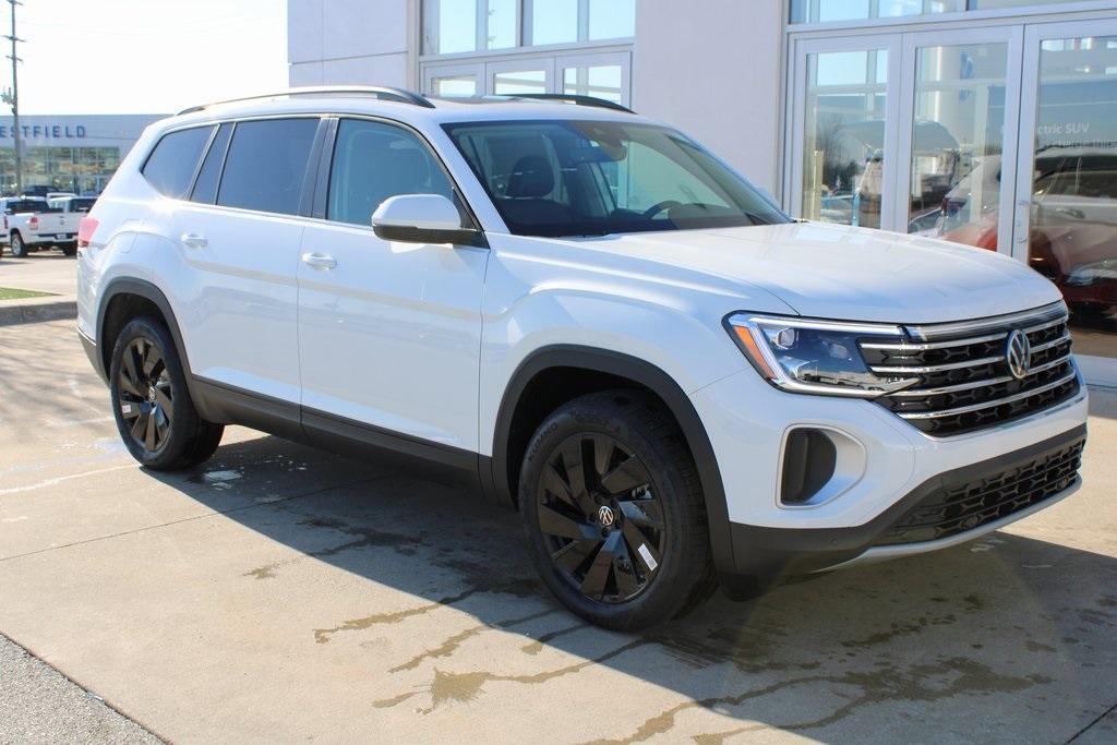 new 2025 Volkswagen Atlas car, priced at $45,520