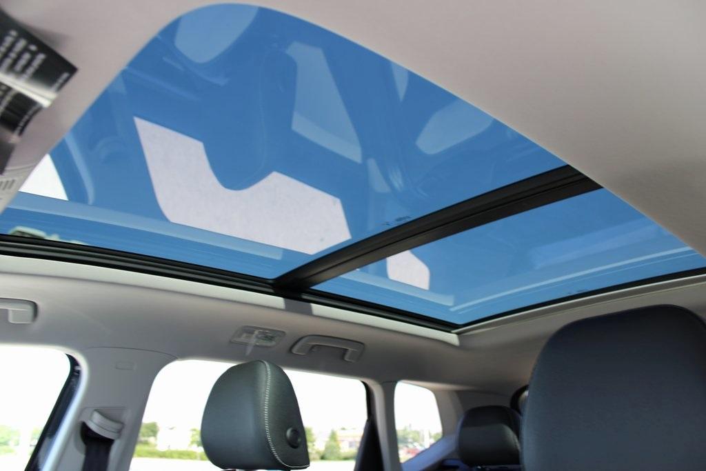 new 2025 Volkswagen Taos car, priced at $36,404