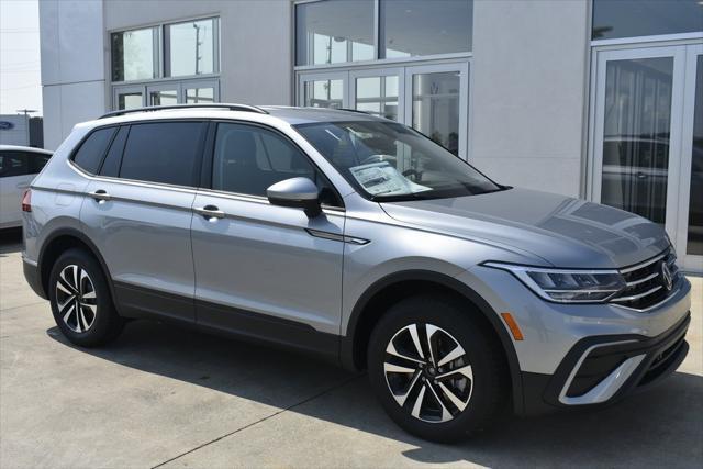 new 2024 Volkswagen Tiguan car, priced at $27,451